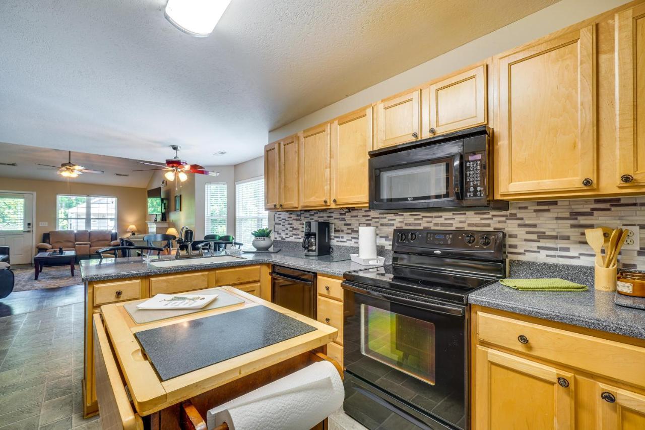Pigeon Forge Home With Screened Porch, 3 Mi To Town! Εξωτερικό φωτογραφία